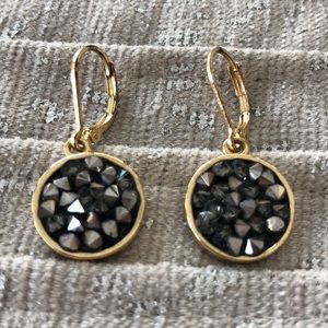 Napier gold pierced earrings w/gray stones